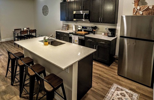 Lafayette Apartamento | BRAND NEW 2 Bedroom Apartment, Minutes from Purdue!