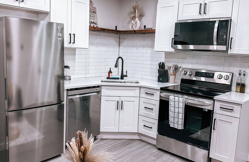 Keith Casa | Brand new 2 bedroom in private basement suite Calgary
