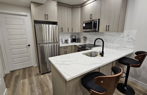Sage Hill Apartamento | Brand New 2 Bedroom Suite