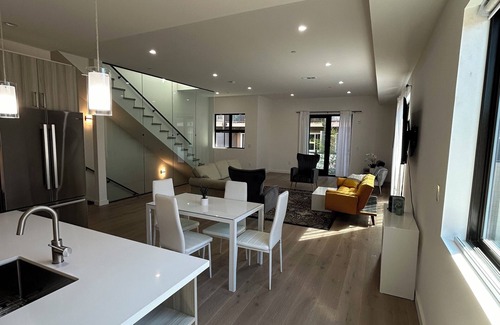 Redwood Oaks Casa | Brand New 2 br 3 full ba townhouse, sleeps 8, two car garage, gated complex