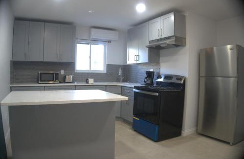 West Babylon Apartamento | Brand new 3 bedroom apt close to all