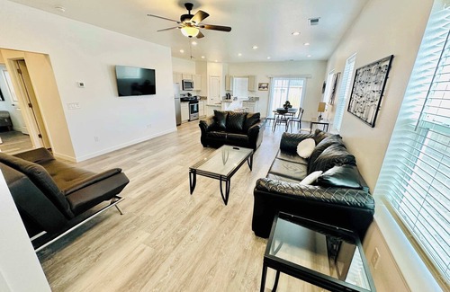 Fernley Casa | Brand New 3Bedrooms Fernley/2Bath/Pets OK/Sleeps14