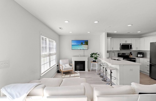 Little River Casa | Brand-New 3BR-3BA Family Home in Little River - All King Beds, Minutes to NMB &