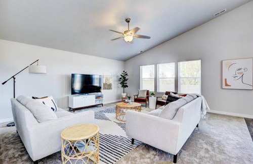 Meridian Casa | BRAND NEW 4-BDRM HOME Farmhouse at Grand Rapids