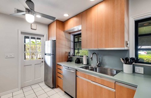 Lauderdale Harbours Casa | BRAND NEW 4 Bedroom Modern Waterfront Haven