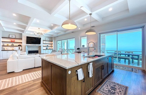 Sunset Beach Casa | Brand New 5 BR Home on Sunset Beach with Pool
