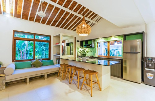 Central Seminyak Villa | Villa Senan 5 Cama de lujo a minutos de Eat St