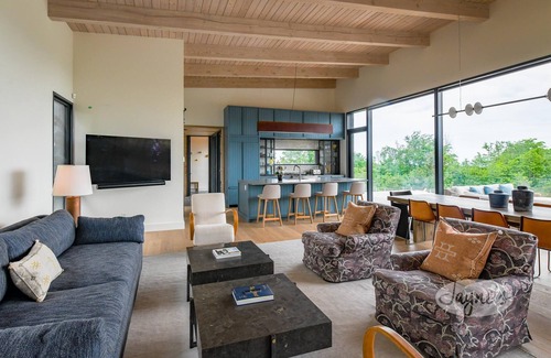 Creemore Otro | Brand New 5bdrm 3bath modern home in Creemore!