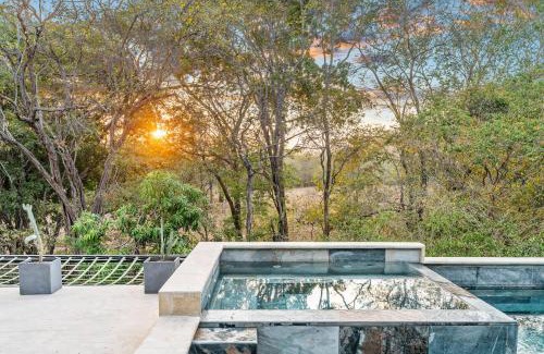 Potrero Casa | Brand-New 6BD Giant with Private Pool by SPCR