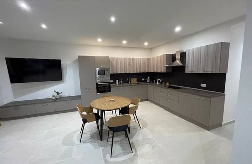 Tarxien Apartamento | Brand New Apartment in a quiet area