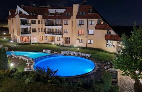 Avren Apartamento | Brand New Apartment with pool, gym and playground