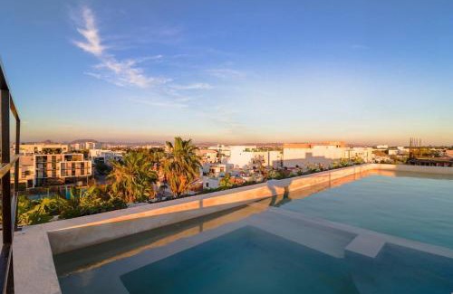 Zona Dorada Apartamento | Brand new apt - pool in terrace - beach 1 minute!
