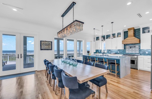 Galveston Casa | BRAND NEW BEACHFRONT HOUSE WITH BREATHTAKING VIEWS - Elevator - Best Location
