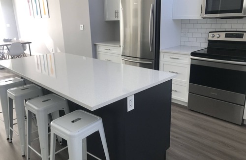 Mountain View Casa | Brand new beautiful home with the best view outside of Waterton Park. UPPER fl.