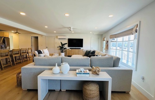 Surf City Casa | Brand new! Beautiful new home ocean block in the heart of Surf City.