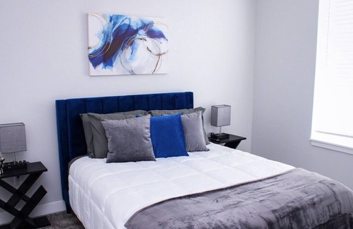 St. Peters Apartamento | Brand New Beautiful & Spacious 1b/1b Condo- +24-hr Gym Access!+Great Location!