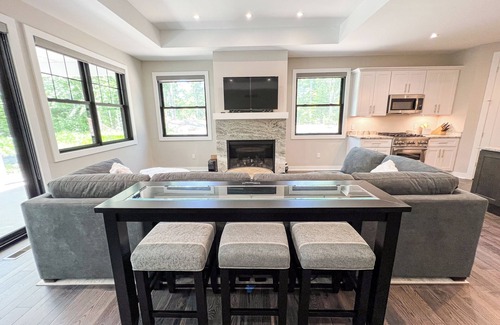 Birchwood Farms Casa | Brand New Birchwood Townhouse - 3 Bedrooms, 2 Bathrooms, Sleeps 6!