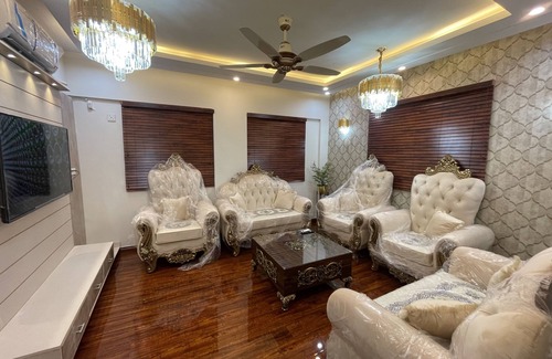 D.H.A. Casa | Brand new building with 8 bedrooms, 6 bathroom, 3 kitchen with luxury appliances