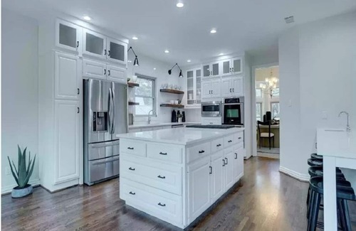Grapevine Casa | BRAND NEW!Central DFW, Slps 12, Pool, 1 Acre, 4 bed 5 bath