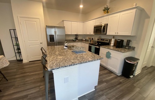 Medina Valley Casa | Brand new, charming home