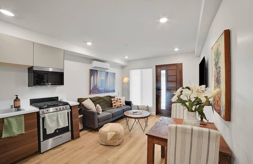 Sherman Oaks Apartamento | Nido de nueva construcción