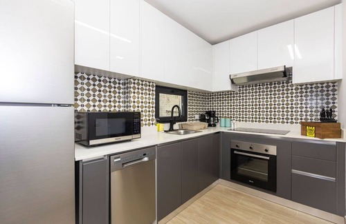 Panama City Condominio | Disfrute de una fabulosa estancia en este precioso apartamento a estrenar, situado en el corazón del
