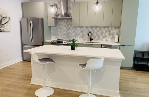 West Campus Condominio | Brand New Condo w Rooftop Terrace & Free Parking