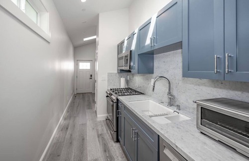 Sherman Oaks Cabaña | Brand New Construction- 1 Bdrm Guest House- Sherman Oaks