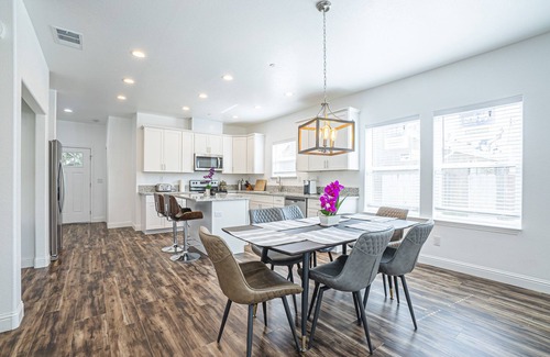 South Natomas Casa | BRAND NEW CONSTRUCTION NEAR DOWNTOWN & SMF AIRPORT
