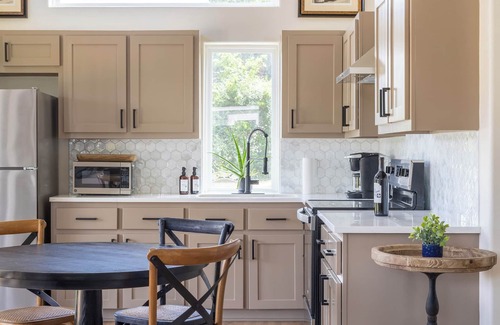 Warrenton Casa | Brand New Cottage | Serene Country Vibes | Near Round Top