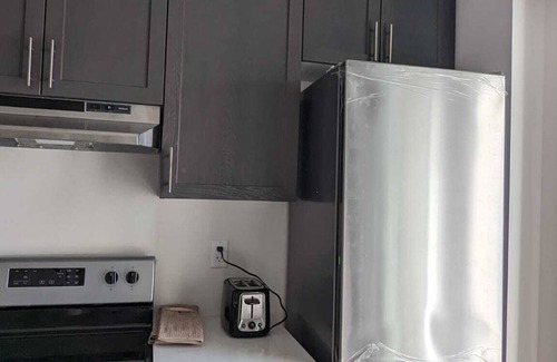 Durham Region Casa | Brand New Cozy 2 Bed 1.5 Bath Townhouse