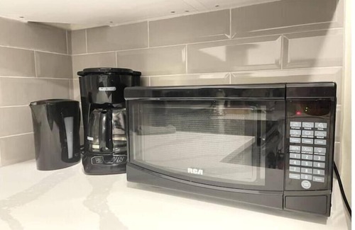 Marpole Casa | Brand New cozy convenient suite near airport/ skytrain