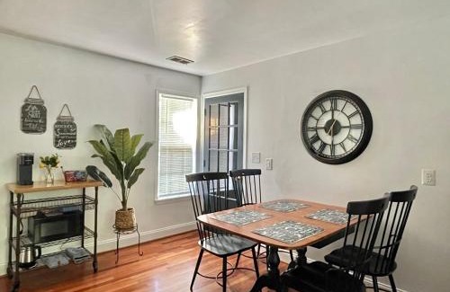 West Falls Church Apartamento | Brand New, Cozy, Modern, One-bedroom Apartment