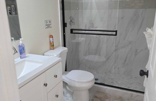La Presa Apartamento | Brand New Cozy studio with AC and WiFi in amazing Spring Valley