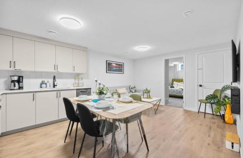 Keith Casa | Brand New Cozy2BR Suite Nr Calgary DT Banff Sleep4