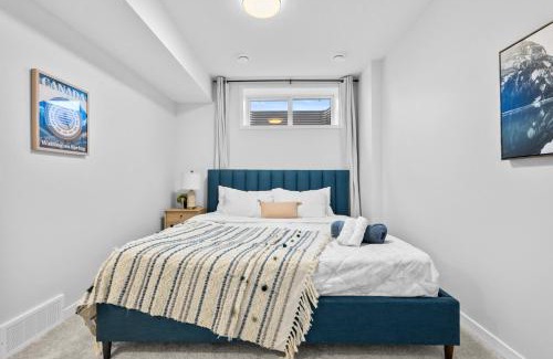 Keith Casa | Brand New Cozy2BR Suite Nr Calgary DT Banff Sleep4