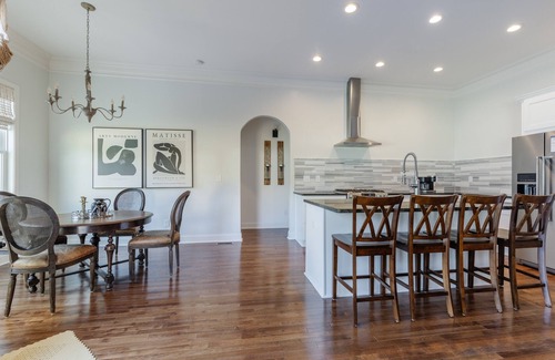 Mauldin Casa | Brand new custom home. Mauldin Simpsonville. King bed. Pets ok. 2 car garage.