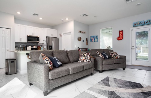 Orange City Casa | Brand New, Dog Friendly, 3Bd 2Ba, Great Location