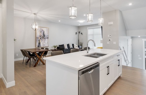 Kensington Casa | Brand New Elegant Home w/ Private Garage & Office ✨