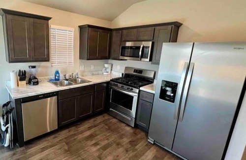 Tulsa Casa | Brand New Entire Home and Garage, 20 min from Airport
