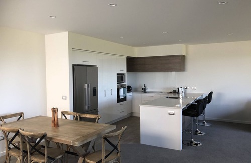 Napier Casa | Brand New Executive Residence