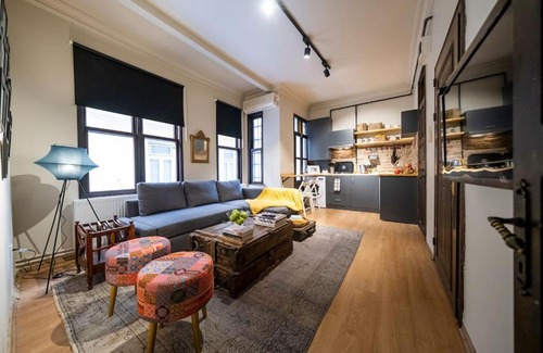 Asmali Mescit Apartamento | Brand New Flat in a Historical Building