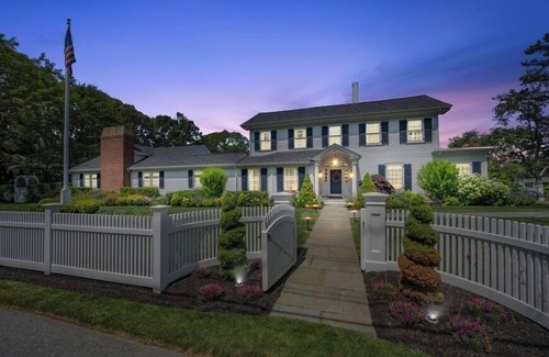 Osterville Casa | Brand new for 2025! Luxury rental. Pool Close to village and beach. RPMS157