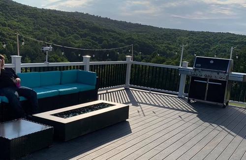 Franklin Otro | Brand new Franklin Farmhouse, 15 minutes to Oneonta