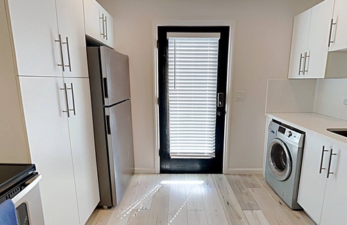 Clairemont Casa | Marca nueva casa de huéspedes totalmente amueblado cerca de las playas
