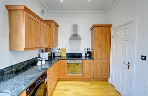 Leamington Spa Apartamento | Brand new bright & spacious apartment with views over Leamington Spa