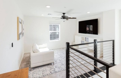 Rocklin Casa | Brand New Gorgeous & luxurious 4 - bedroom house