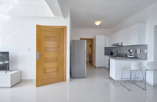 La Julia Apartamento | Brand New Harmony Apartment w/Pool & Gym in La Julia 6