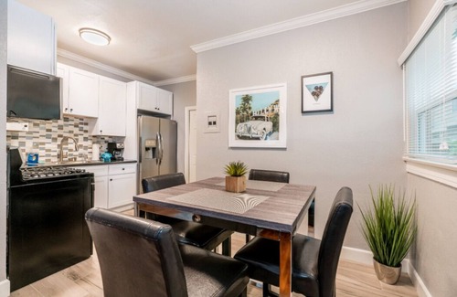 Little Armenia Apartamento | Nueva unidad de Hollywood + Wifi gratuito