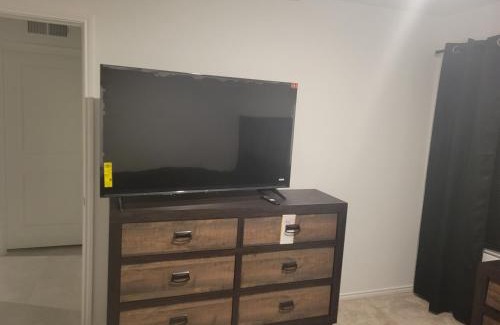Dallas Casa | Brand New Home and Furniture
